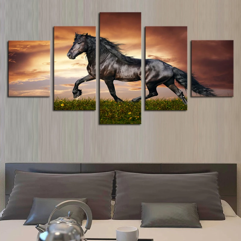 

5 Pcs Big Size Runnig Black Horse Canvas Print Painting for Living Room Modern Decoration Wall Art Picture Gift Unfrmaed