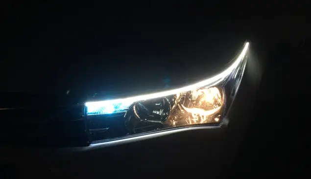light brow Светильник для бровей светодиодный DRL для Toyota Corolla Altis Eye brow светильник светодиодный внешний фонарь сигнальные аксессуары для парковки - Испускаемый цвет: light brow