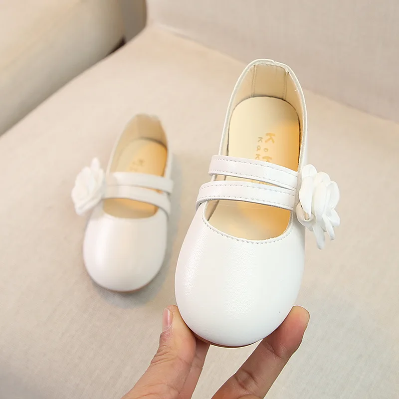 Новые детские кожаные модельные туфли принцессы с цветами для девочек