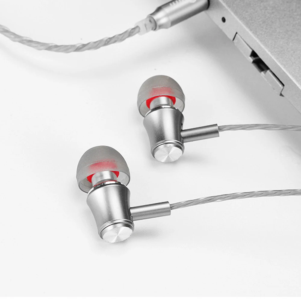 

10PCS In-Ear Earphones Special Edition Clear Bass Earphones With Microphone 4 Colors Metal Heavy Bass