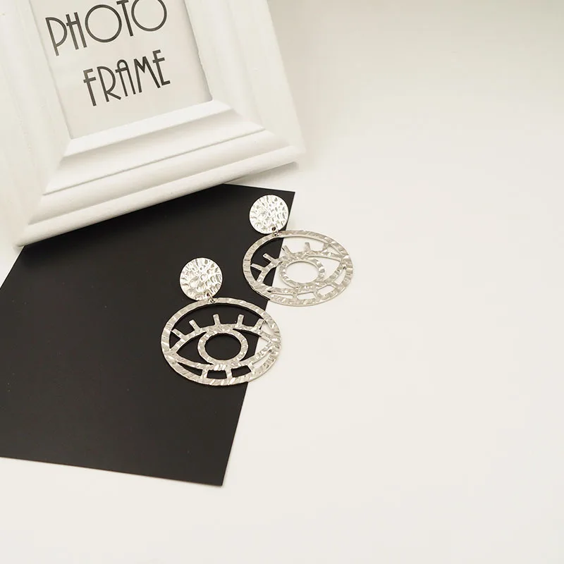 Бесплатная доставка 6 цветов оптовая продажа Модные металлические серьги с