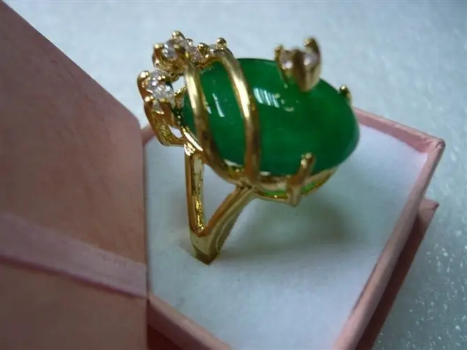 

beautiful & charmming green jade ring (#7 8 9)