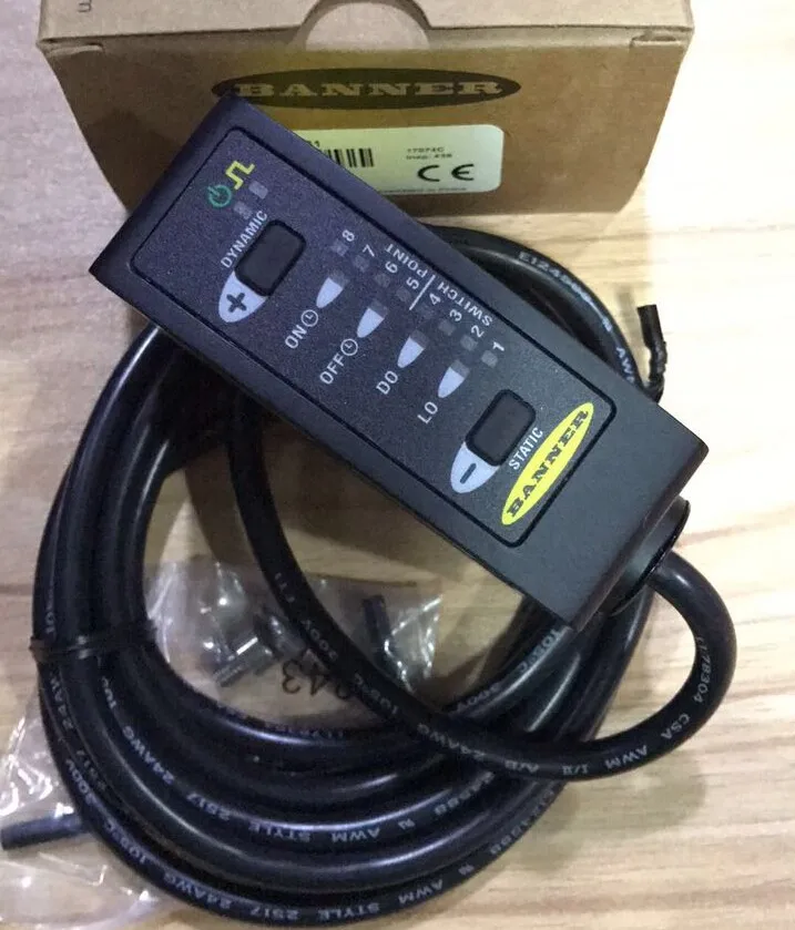 Новинка оригинальный аутентичный цветной сенсор баннера R58 Expert R58ECRGB1 |