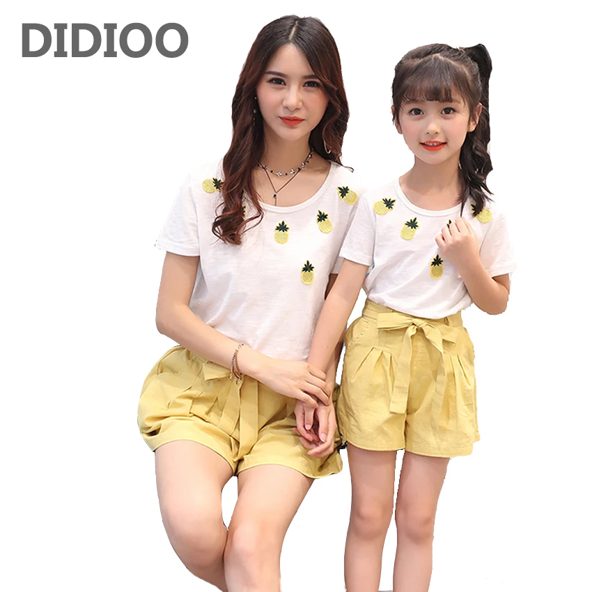 Комплекты одежды для мамы и дочки с ананасами женские хлопковые топы шорты