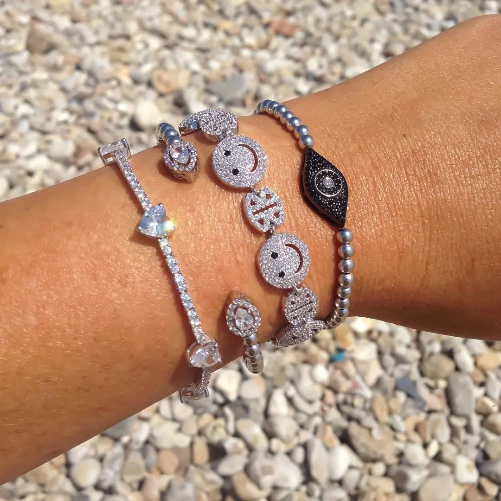 

Hot Brand Woman 2017 new Sparking micro pave clear zirconia Happy face happy link chain unique stylish bracelet