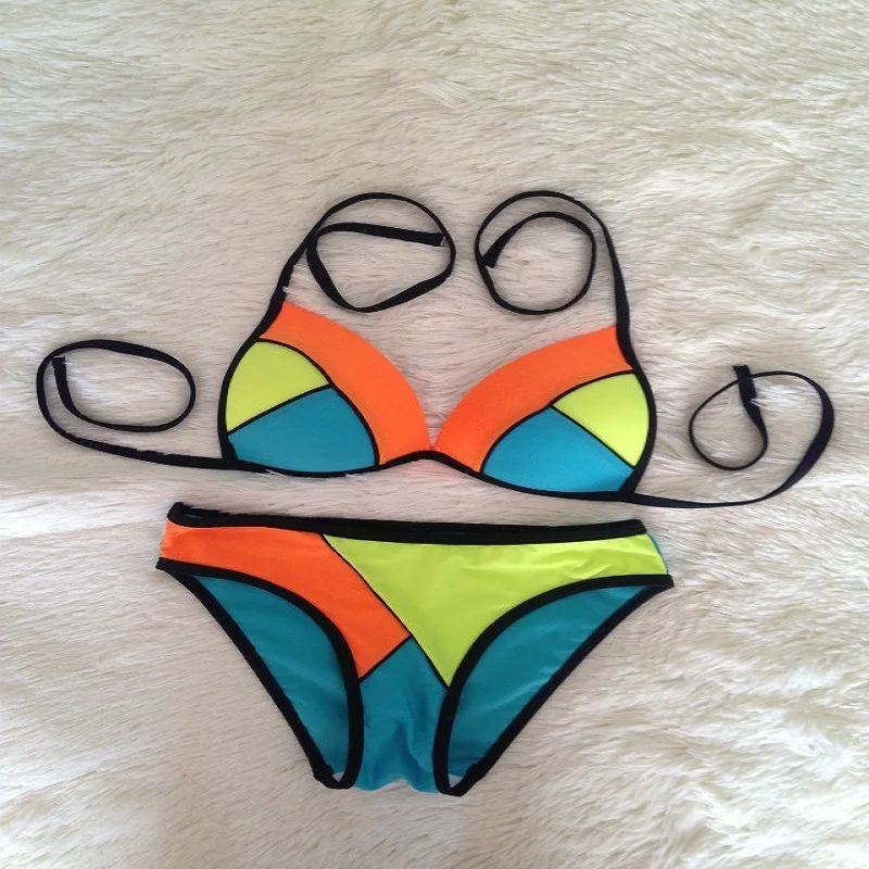 Пикантное женское бикини трех цветов бюстгальтер пуш ап с подкладкой бандажный