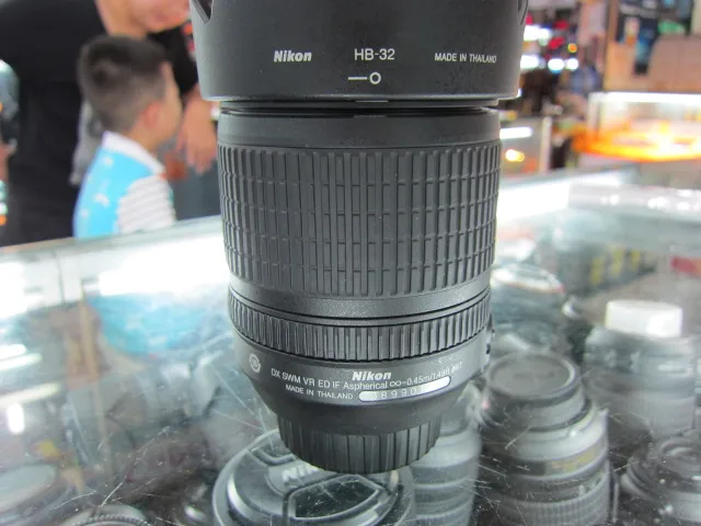 Зум-объектив Nikon AF-S DX NIKKOR 18-105 мм f/3 5-5 6G ED с функцией подавления вибрации и
