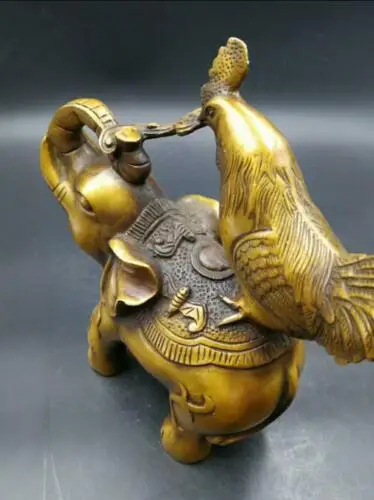 

China Copper Chicken Auspicious Lucky Safety Home Furnishing Crafts Home