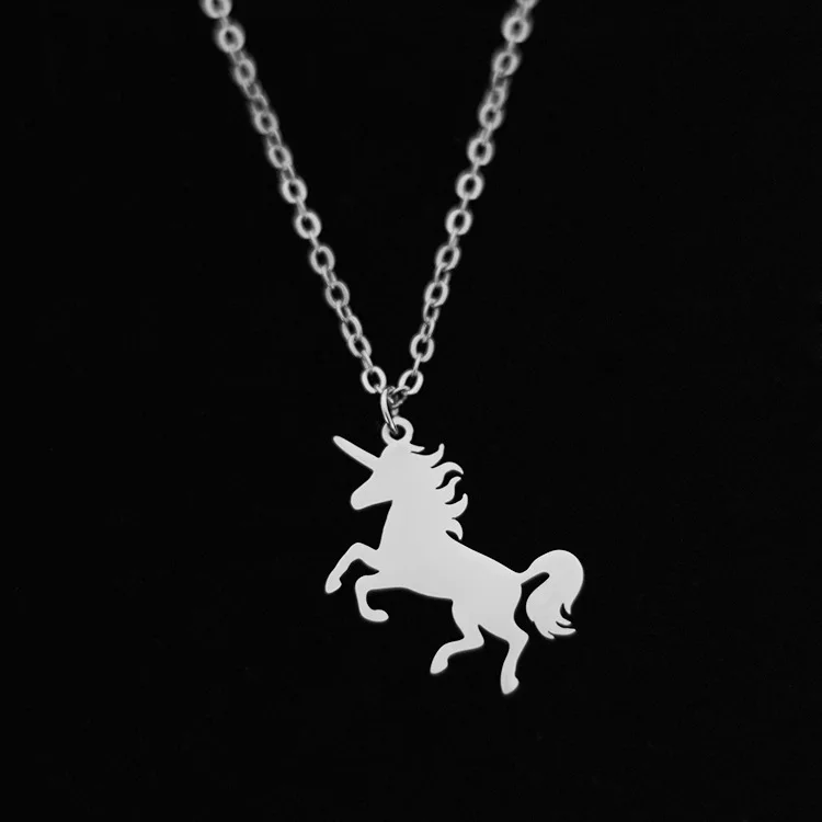 

Fashion new stainless steel unicorn necklace Pegasus necklace men's and women's necklace