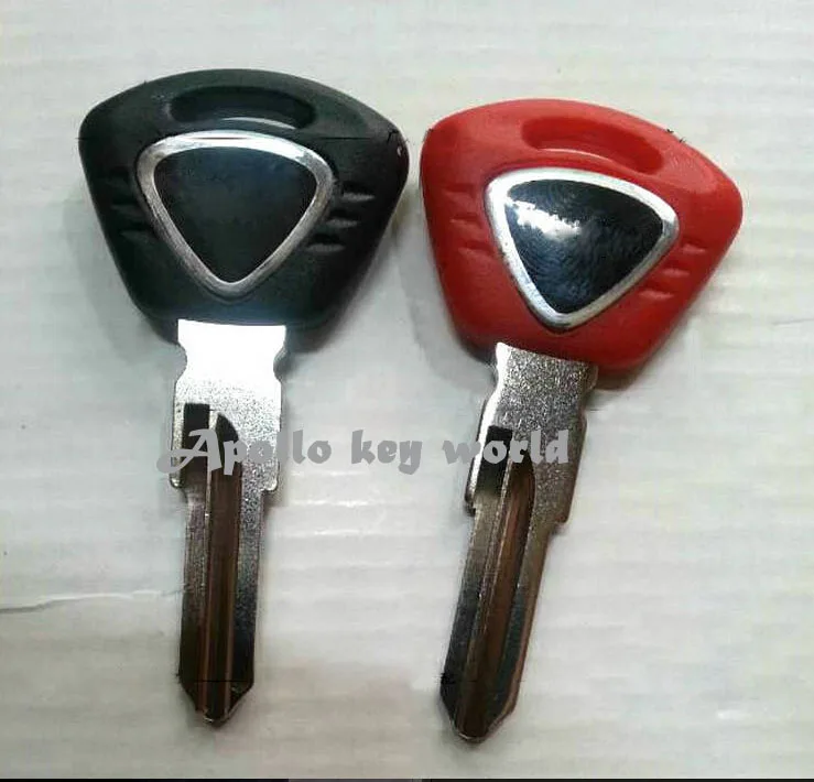 

10PCS/set For Triumph 675 600 1050 Rocket III Motorcycle Key Blank Motorbike Uncut Key Blade
