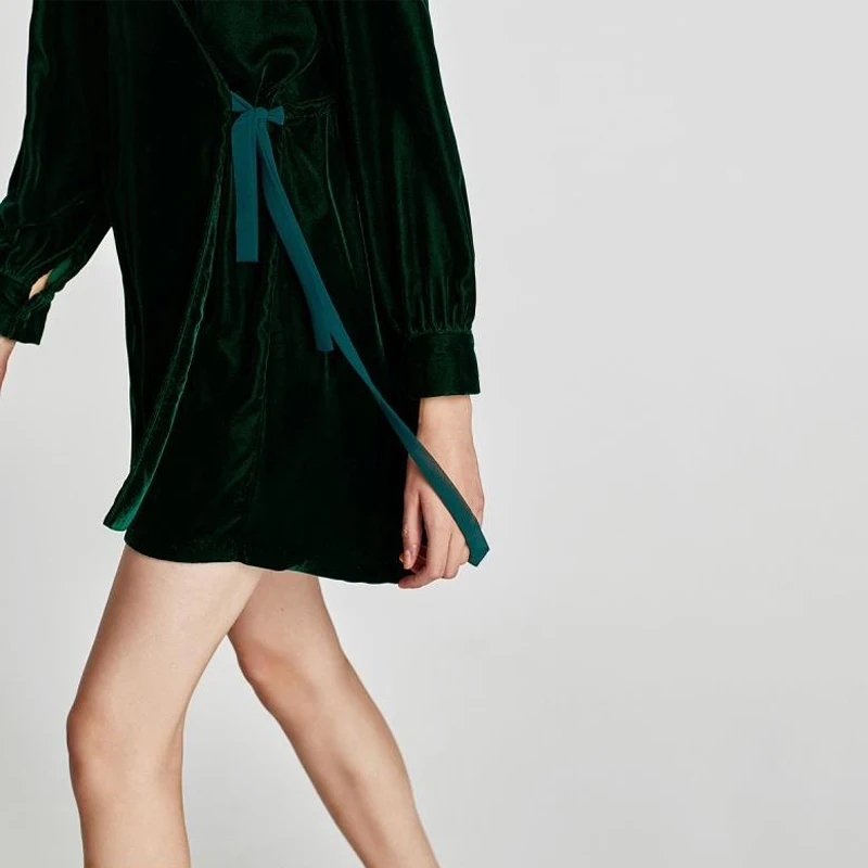 RichLuLu 2017 Sexy Vintage Velvet Mini Dress Women Hooded Solid Green Lace-Up Waist Buttons Female Elegant Vestidos Casual | Женская