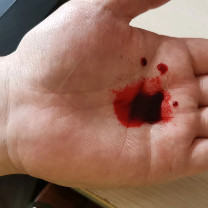 30 мл Хэллоуин Супер реалистичные Поддельные крови спрей вечерние зубы зомби