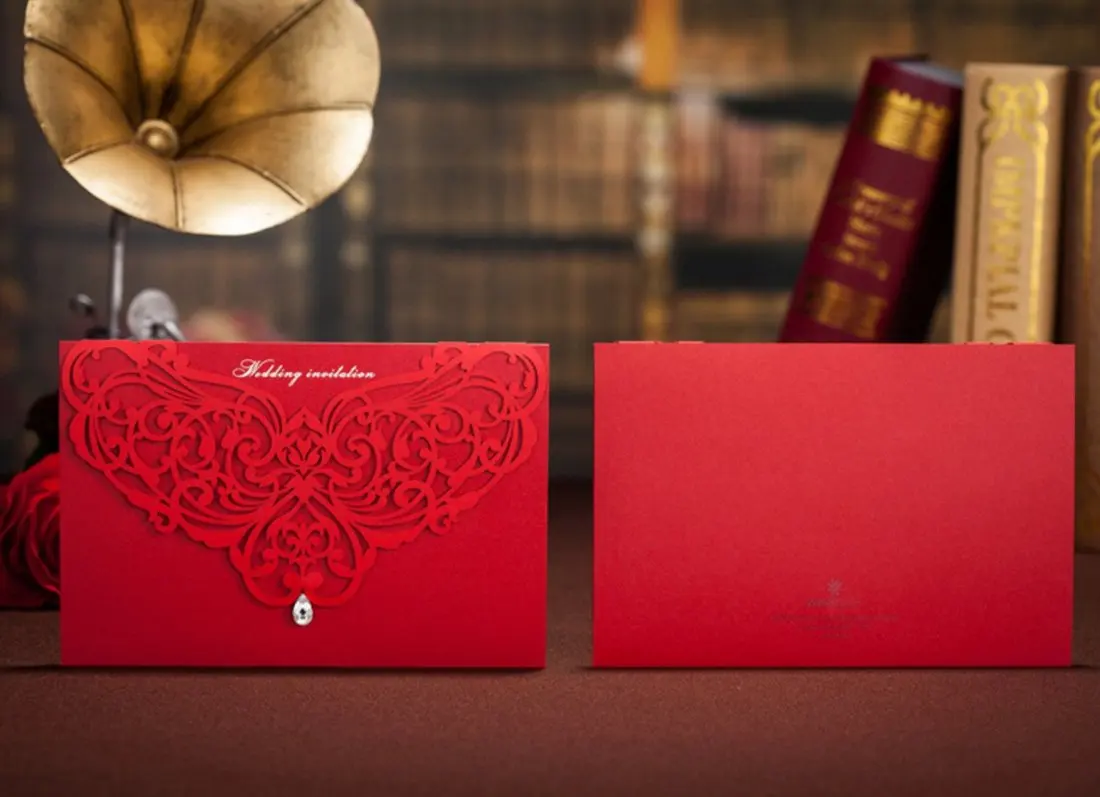 50 шт. Китайский классический красный и белый лазерный разрез свадебные