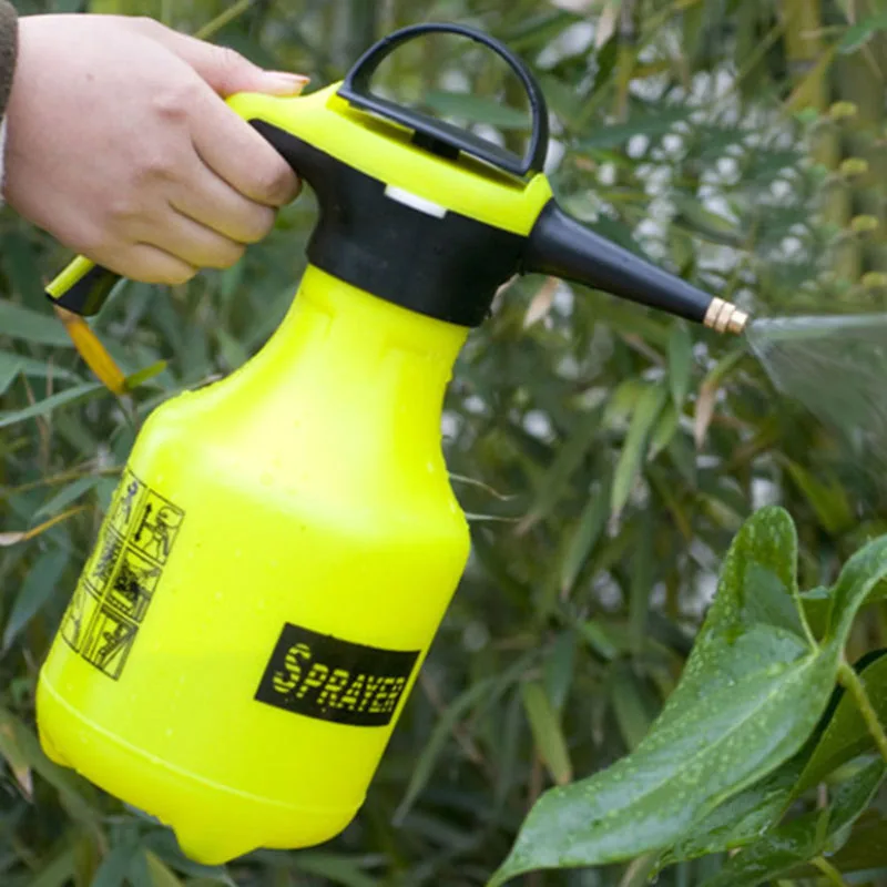 

2L Pneumatic Sprayer Portable Watering Can for Plant Water Sprayers Plants Irrigating Watering Irrigation System Garden Tool