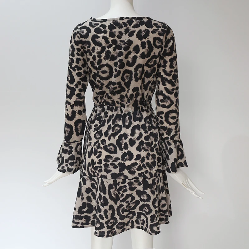 2020 Sexy Deep V Neck Leopard Print Mini Dress Autumn Women Short Vintage Long Flare Sleeve Female Party Club Dresses | Женская одежда