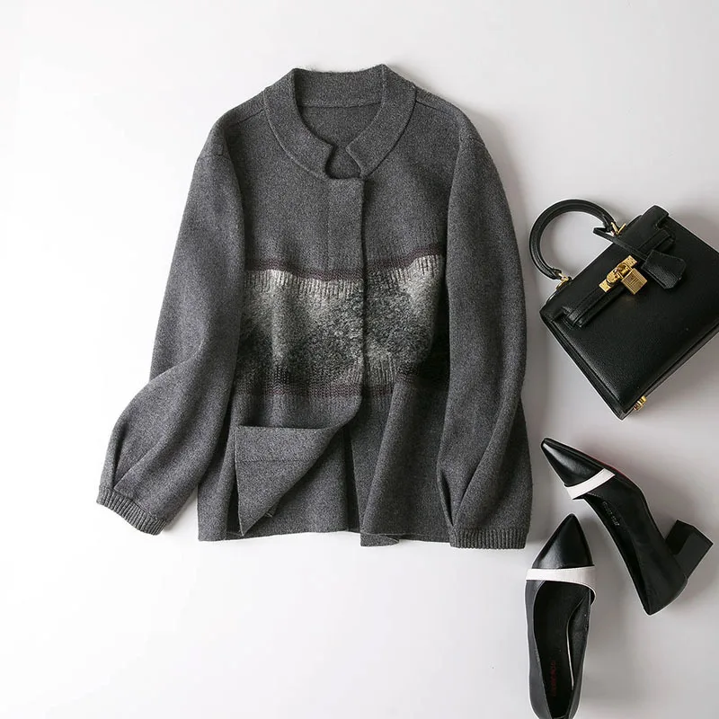 2018 autumn and winter new women's high-end boutique wool blend seven-point sleeve knit cardigan coat |