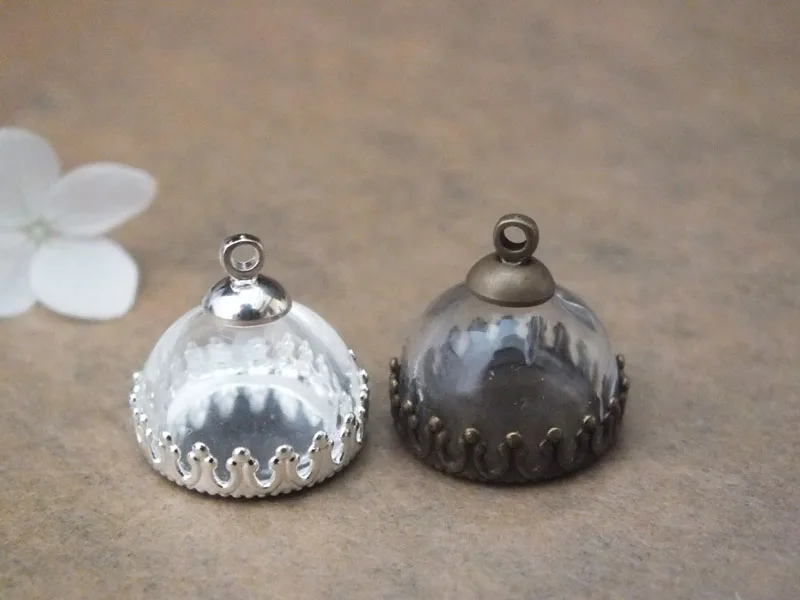 

Free ship!! 15mm glass globe dome pendant with lace shapes base/bronze/silver/glass vial necklace pendant