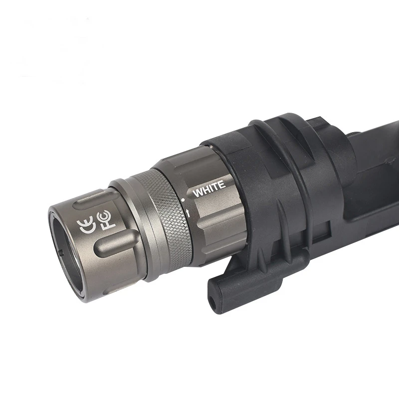 SEIGNEER Tatical LED Flashlight Weapon Light Lamp M900V Vertical Foregrip | Спорт и развлечения