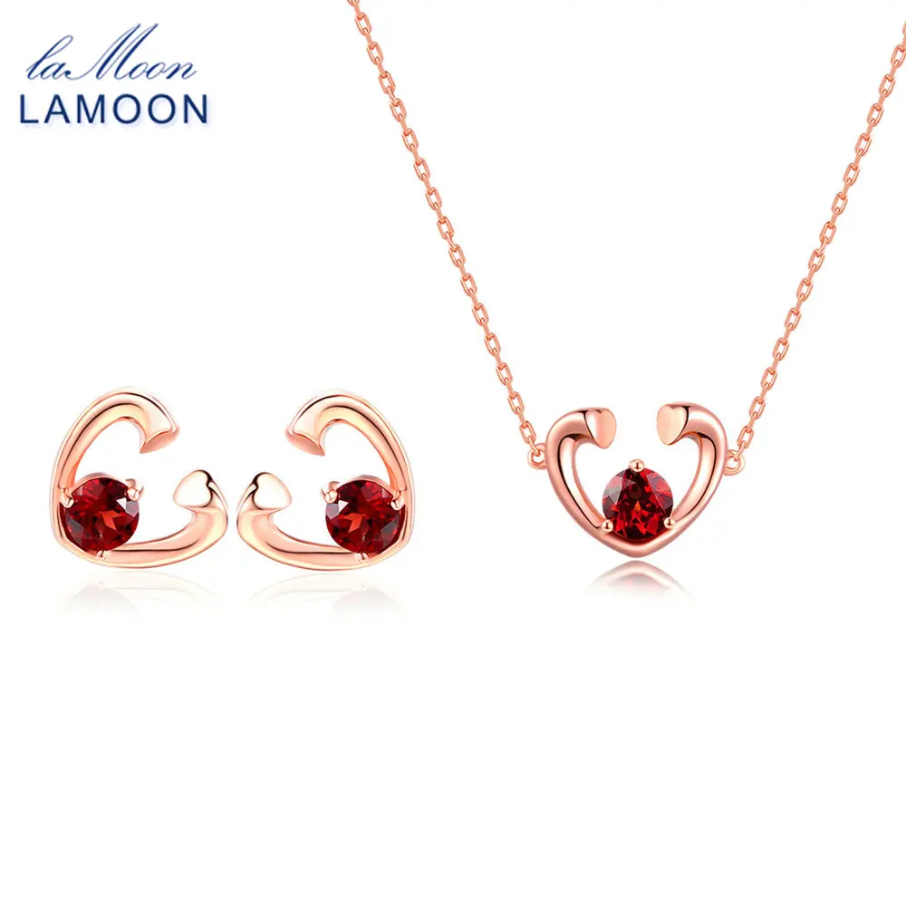 Женское ювелирное изделие из серебра 100% пробы с красным гранатом |