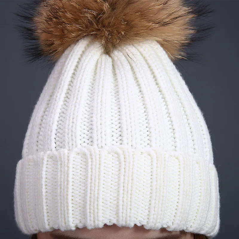 Russianknitted Кепки блестящими стразами женские головные уборы Skullies Beanies cap Top помпоном