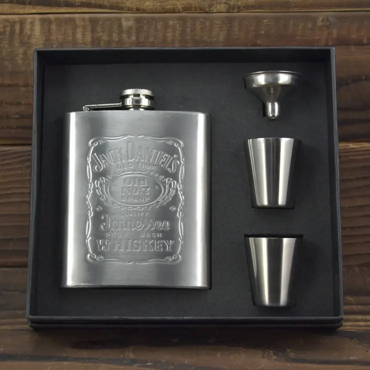 

Thickening 7oz JD Stainless Steel Pocket Flask Russian Hip Flask Male Small Portable Mini Shot Bottles,Free Shipping 317