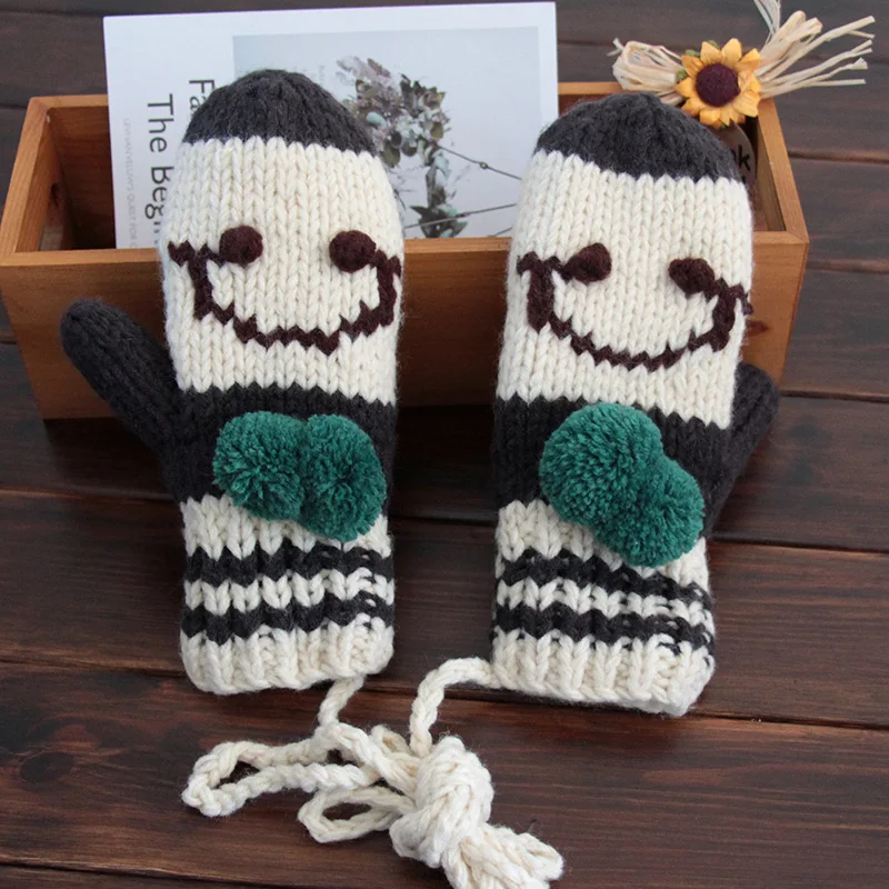 Зимние новые модные шерстяные перчатки со смайликом милые бархатные для