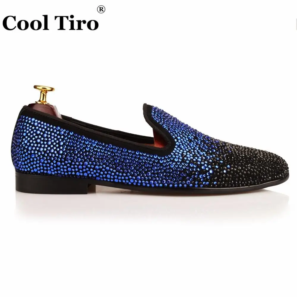 COOL TIRO/синий Стразовая Лоферы Мужские Мокасины SmokingSlippers черная замша Платье ручной работы обувь Туфли без каблуков Стразы повседневная обувь