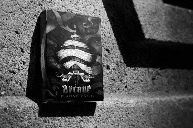 Ellusionist черные арканские Игральные карты (черные или белые) покерная Волшебная