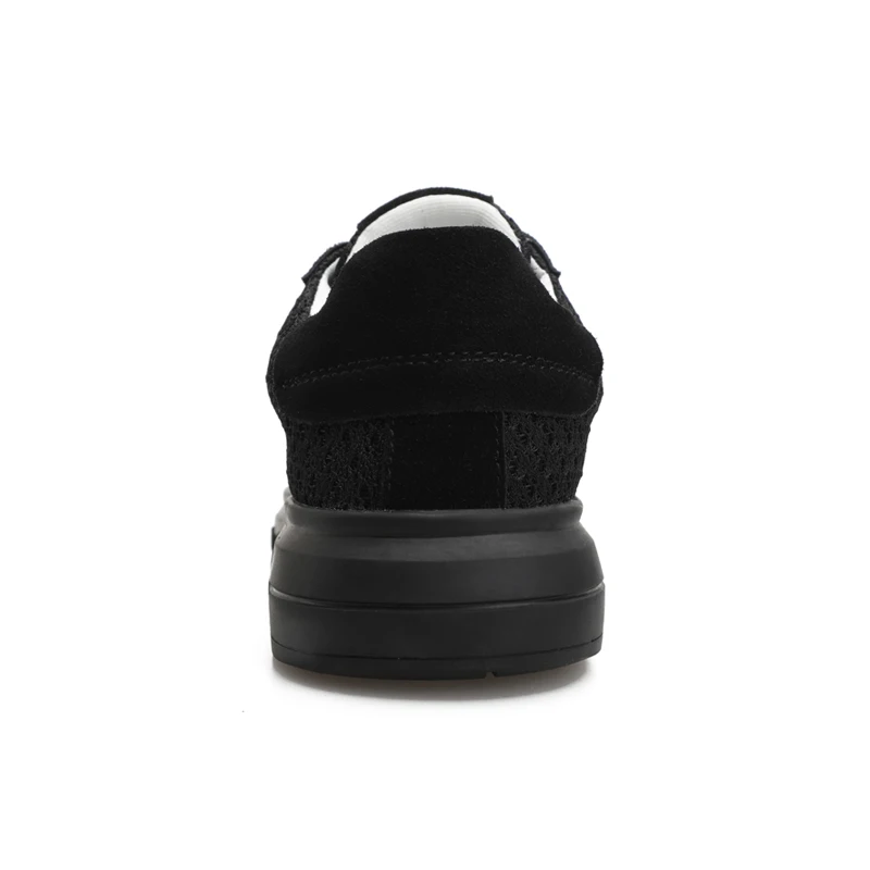 

Shoes Men Fashion Breathable Mesh Shoes Summer Man Flat Lace-Up Light Sneakers Soft Comfortable Trainers Men Skateboarding Shoes