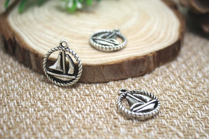 

20pcs-- Sailboat Sailing Boat Charms silver tone 2 Sided Round Nautical charms pendants 19x16mm