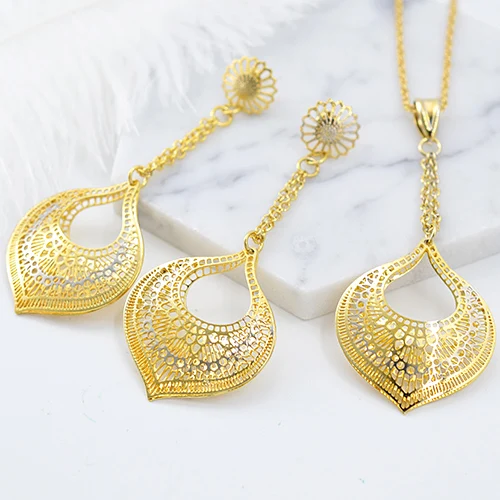 Earrings Necklace Солнечный ювелирные изделия Модные украшения Серьги Кулон Ювелирные наборы для Для женщин с глубоким вырезом в форме сердца на капли воды для вечерние свадебное платье на каждый день - Окраска металла: Earrings Necklace