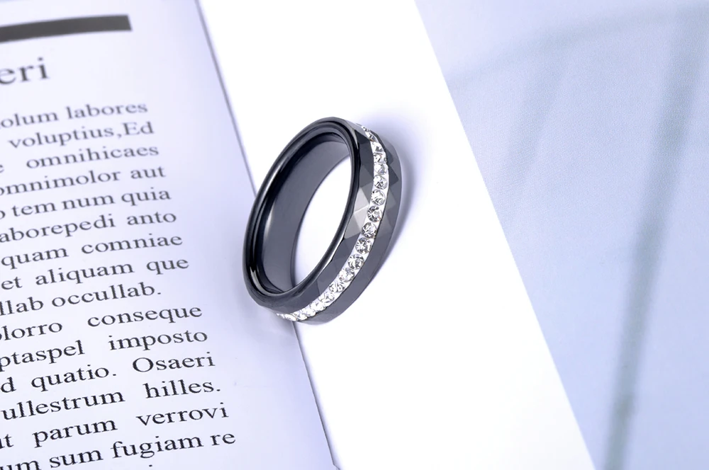 JeeMango классические кольца из Белой и Черной керамики ювелирные изделия глиняные