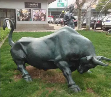 Арт-деко скульптура стена улица бык бронзовая статуя 2217 | Дом и сад