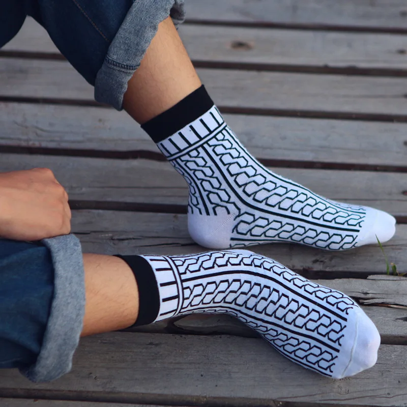 10 Пар/лот Новые зимние мужские носки хлопчатобумажные черные цепи серии личность