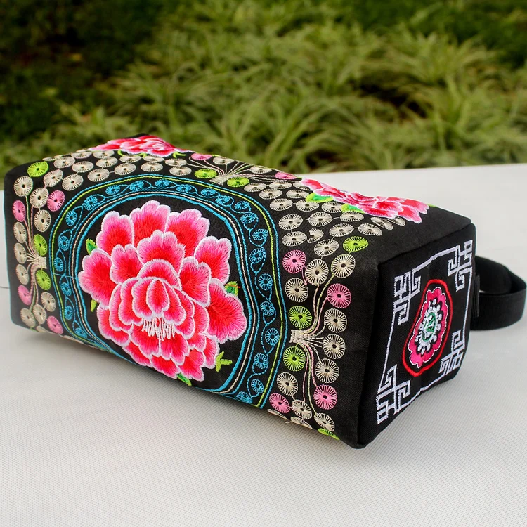 Новая модная национальная маленькая сумка с вышивкой! Горячая Цветочная вышитая