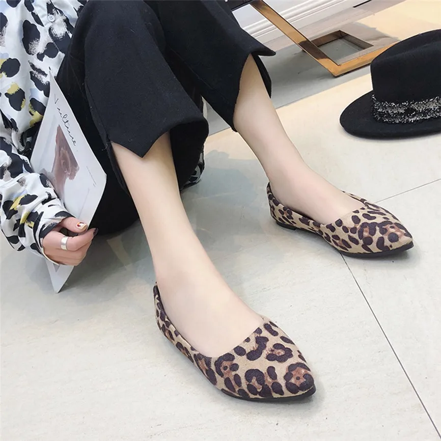 Женская обувь модная женская повседневная из флока на плоской подошве с острым