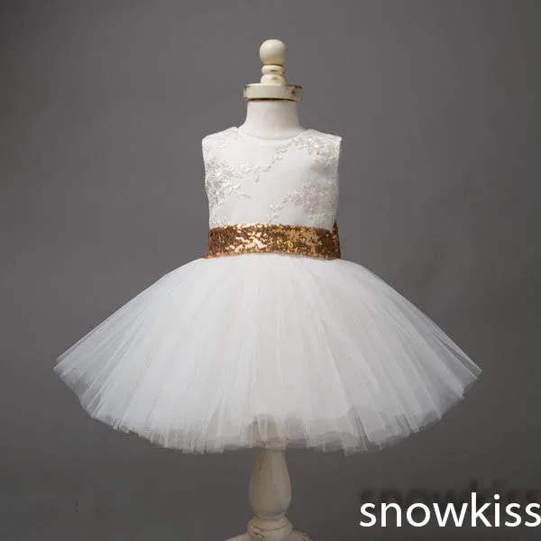 Белые/цвета слоновой кости Милые Платья с цветочным узором для девочек золотыми