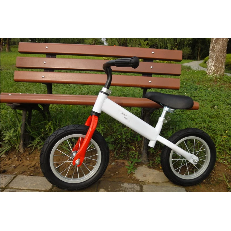 White Children Bicycle Color Baby Balance Bike Learning Walker with Brake | Мать и ребенок