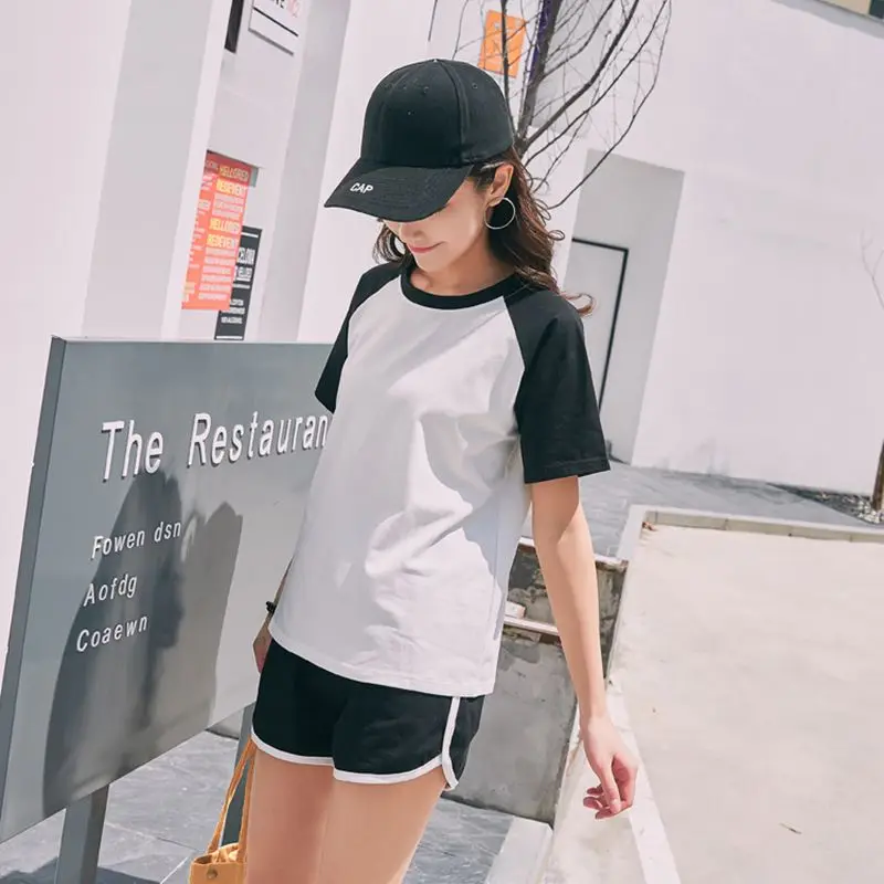 Летние женские комплекты 2019 Новый стиль Модные топы футболки футболка + шорты два