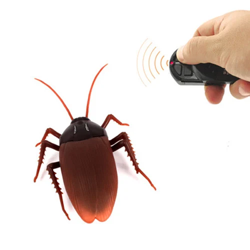 

Remote Control Mock Fake Cockroach RC Toy Prank Insects Joke Scary Trick Bugs Halloweenn Xmas Terrifying Toy