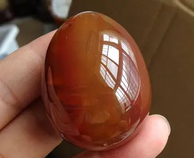 Натуральное красное агатовое яйцо с кристаллическим камнем.|egg|egg stone |