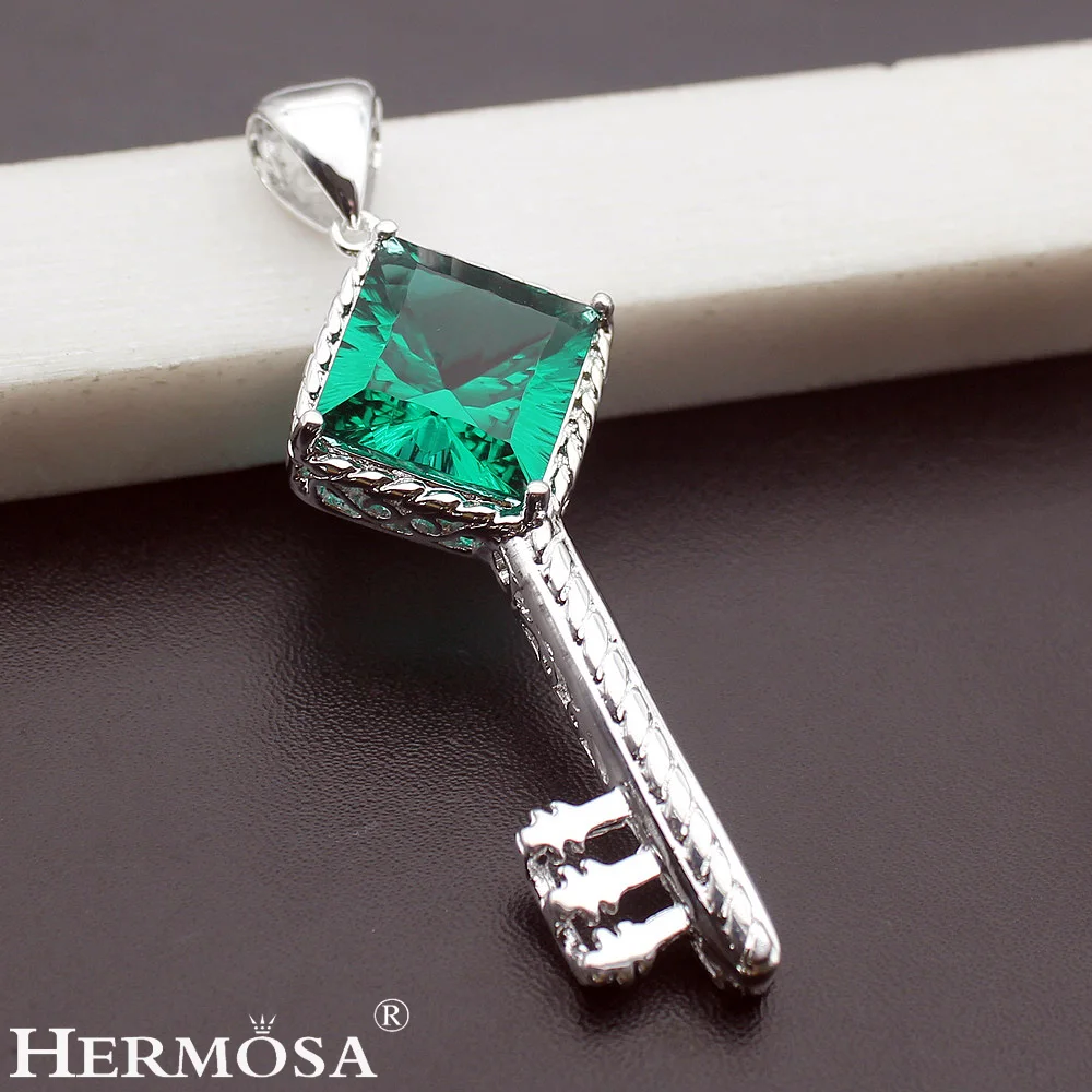

Hermosa $15/4 . 925 CX13