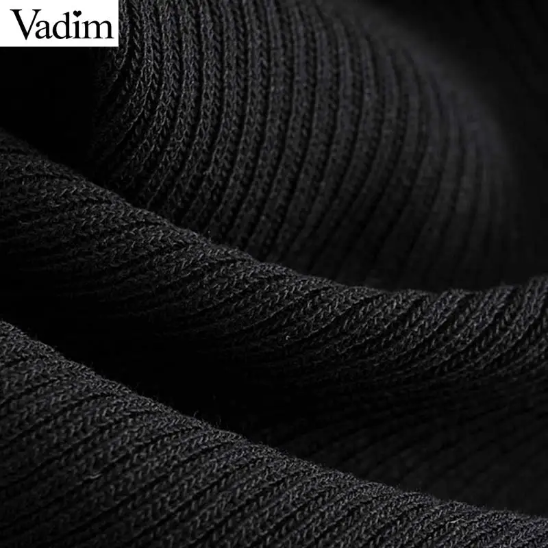 Женский трикотажный свитер Vadim с открытой спинкой и длинным рукавом открытыми