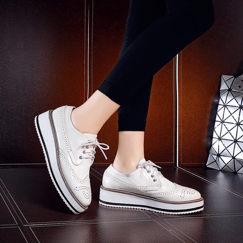 2019 Новый Для женщин Крылатый оксфорды на шнуровке полосатая платформа