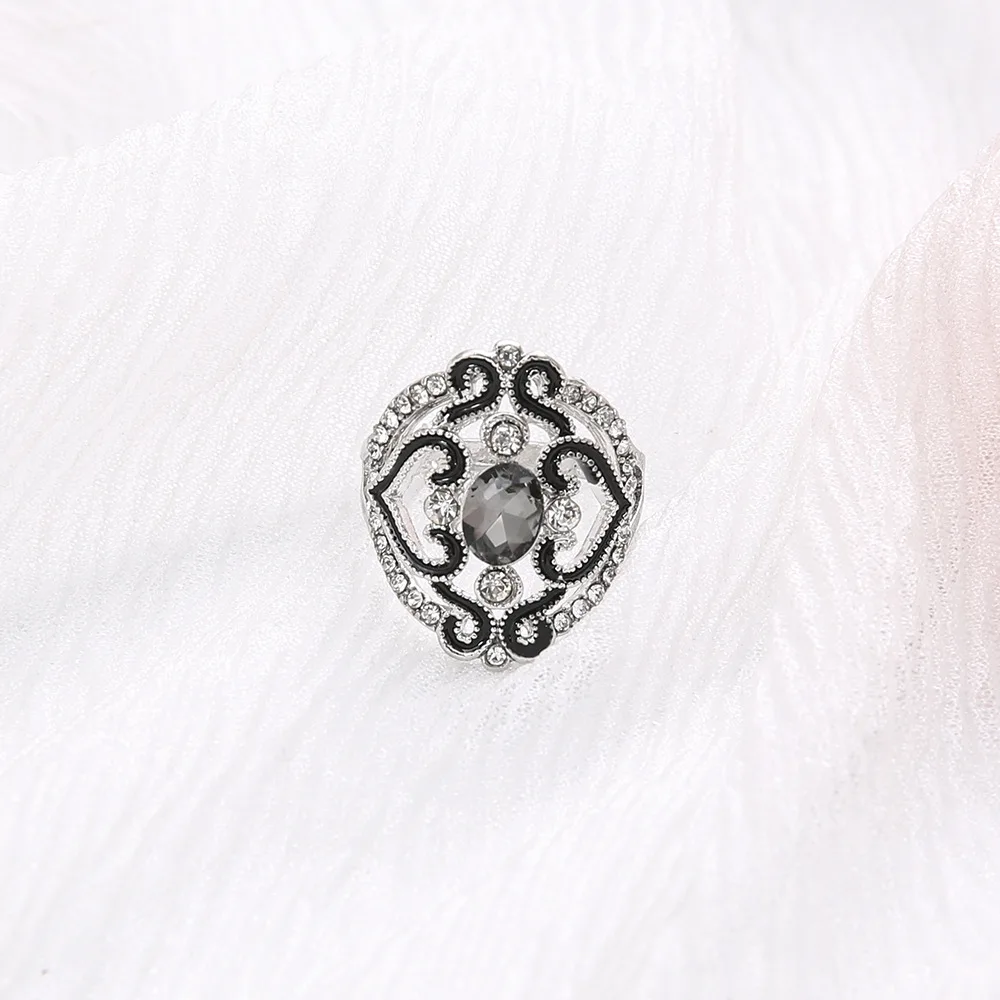 Модное изысканное кольцо с отверстиями Оригинальное женское резным маслом