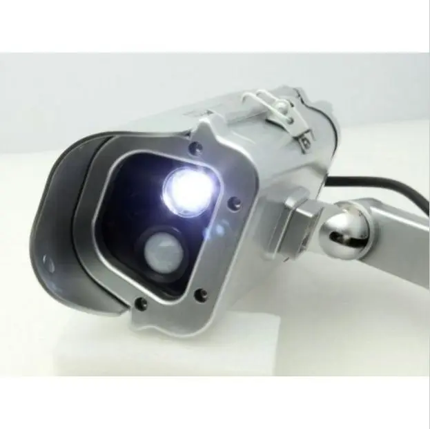 Поддельная камера видеонаблюдения на солнечной батарее с фонариками + датчик