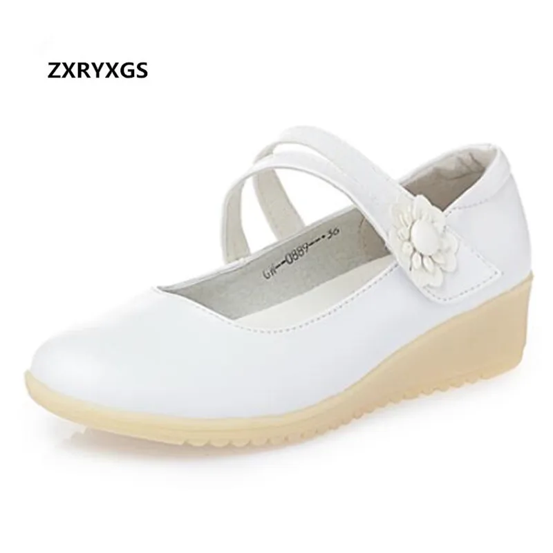 Женские туфли на плоской подошве белые из коровьей кожи для медсестры удобные