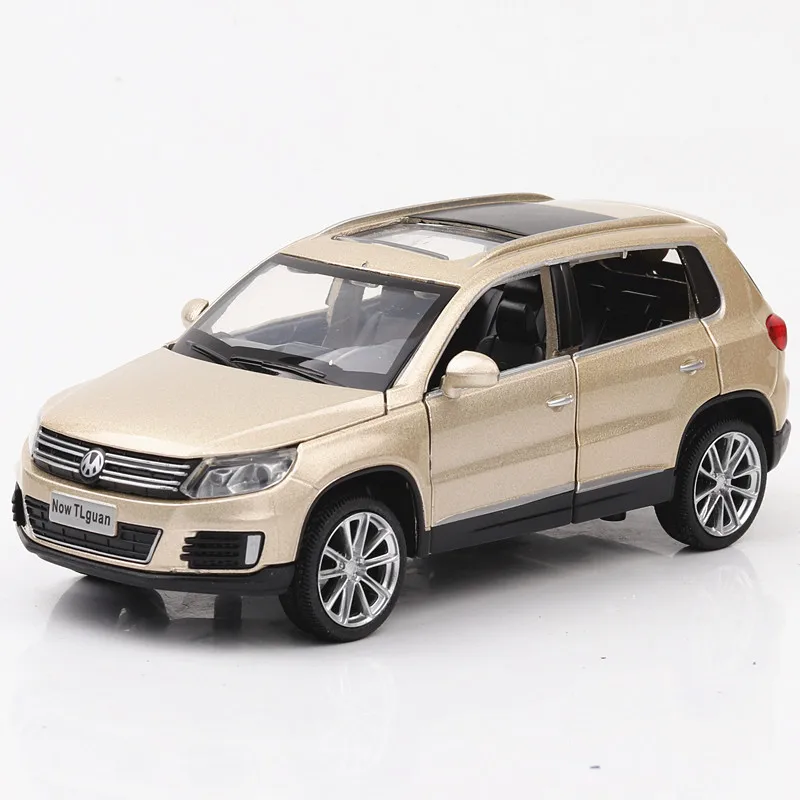 1/32 Diecasts & Toy Vehicles Tiguan модель автомобиля SUV со звуком и светильник коллекция
