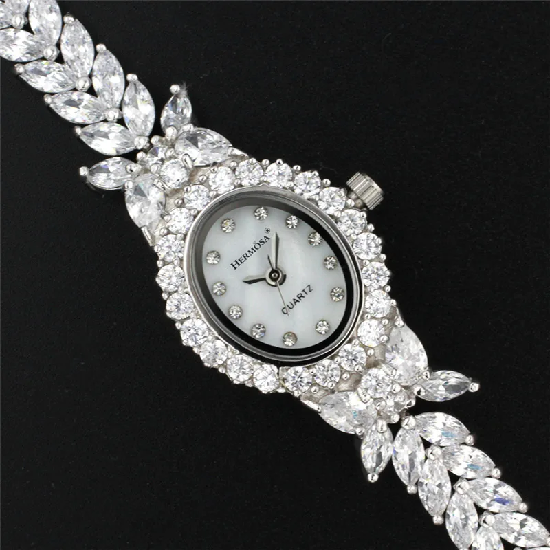 2016ladies watch часы наручные женские часы часы женские наручные смотреть женщины часы высокое качество роскошный старинный овальные женщины белый ювелирные изделия, 18 К pt леди мода ювелирных изделий HS0013W