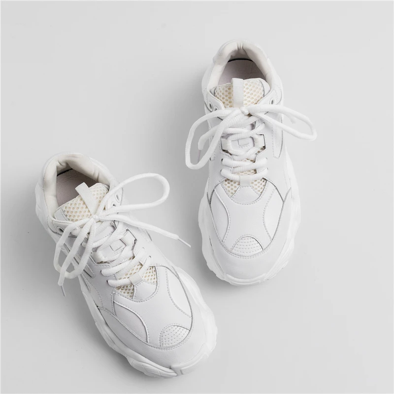 Buono Scarpe/Женская обувь на толстой подошве; Новинка года; женские кроссовки; Черная повседневная обувь на платформе; обувь для девочек на шнуровке; удобные кроссовки